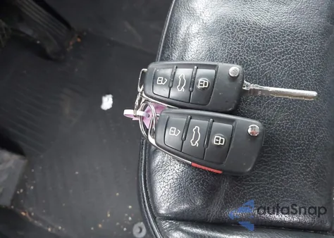 2016 Audi Q3 2.0T Premium Plus из США, поврежденный, VIN WA1EFCFS6GR010188